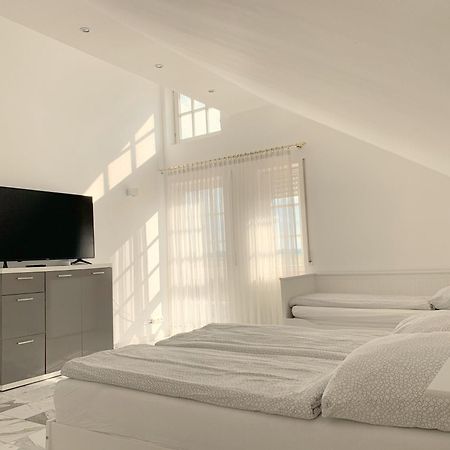 F10 Apartments Roth Pfaffenhofen an der Roth Kültér fotó