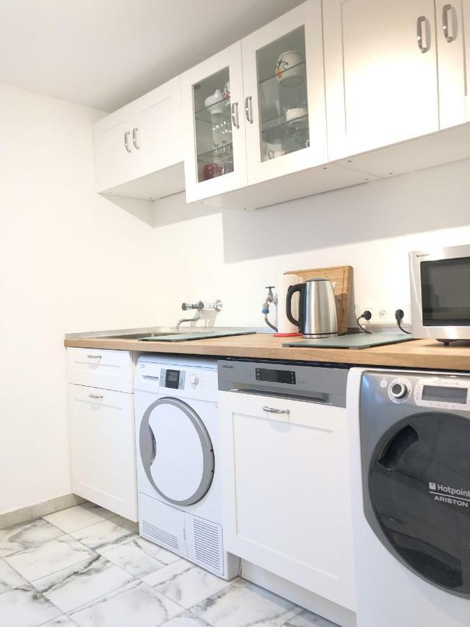 F10 Apartments Roth Pfaffenhofen an der Roth Kültér fotó